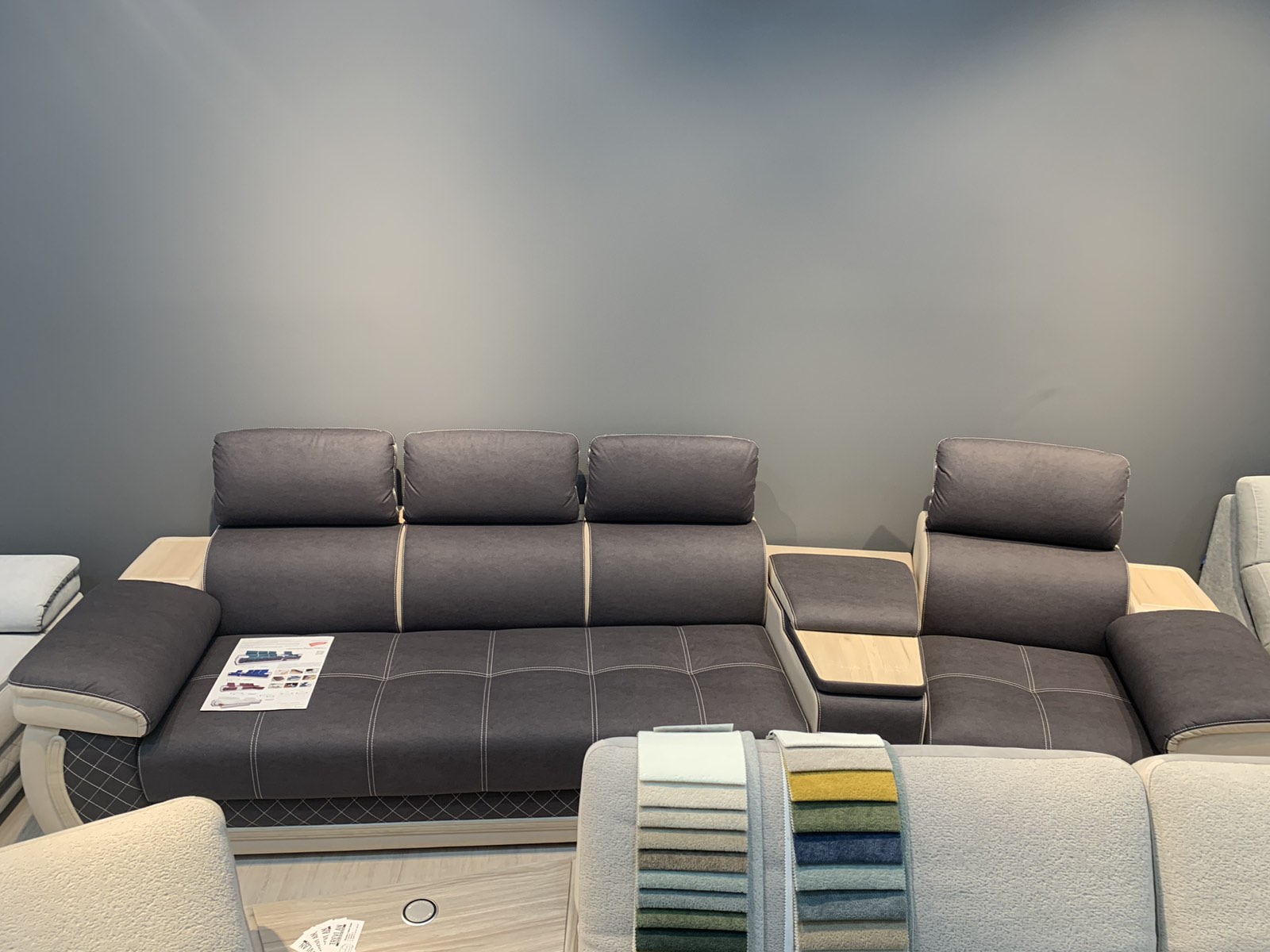 Диваны Айпетри Люкс в наличии. Гродно ТЦ Корона Д 3231 Вертус 21 графит/вертус 01