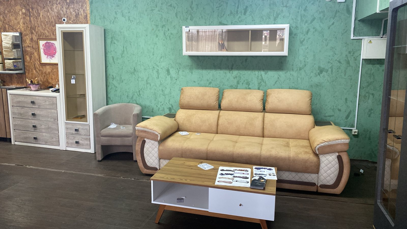 Диваны Айпетри Люкс в наличии. Орша Клеорти С 6759 Брабус 05/Брабус 01