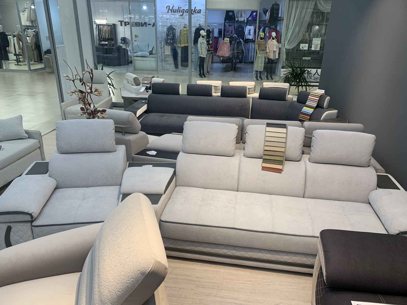 Диваны Айпетри де Люкс в наличии. г.Гродно Треви Анн ТЦ Корона  Д 4007 Селия 6/селия 1