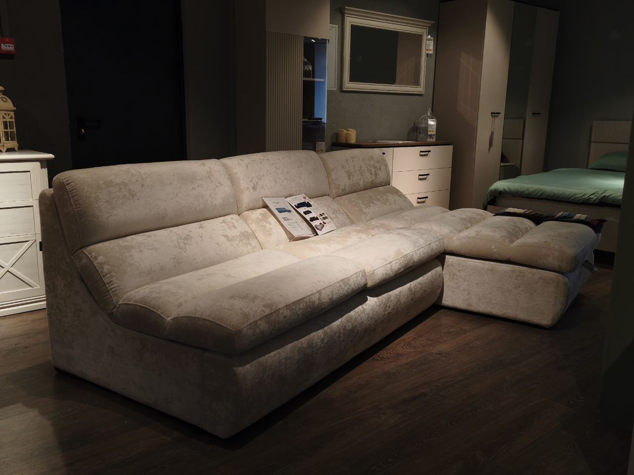 Диваны Рио в наличии. Бобруйск Салон мебели Home Д2387 Плюш крем